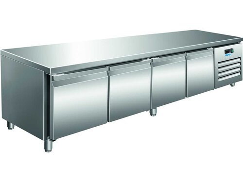 Unterbau Kühltisch mit 4 Türen, Inhalt 420 Liter, Umluftkühlung, 2230 x 700 x 650 mm