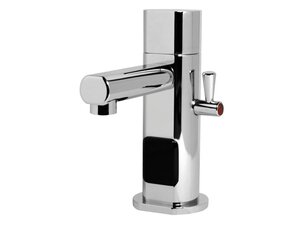 Sensormischbatterie, Automatische Stagnationssp�lung, Starrer Wasserauslauf 11,2cm lang, BTH 131 x  x 153 mm