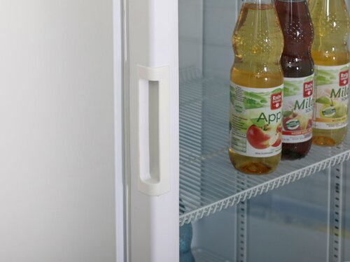 Getränkekühlschrank mit Display FLK 365, weiß, Inhalt 385 Liter, BTH 600 x 600 x 2025 mm
