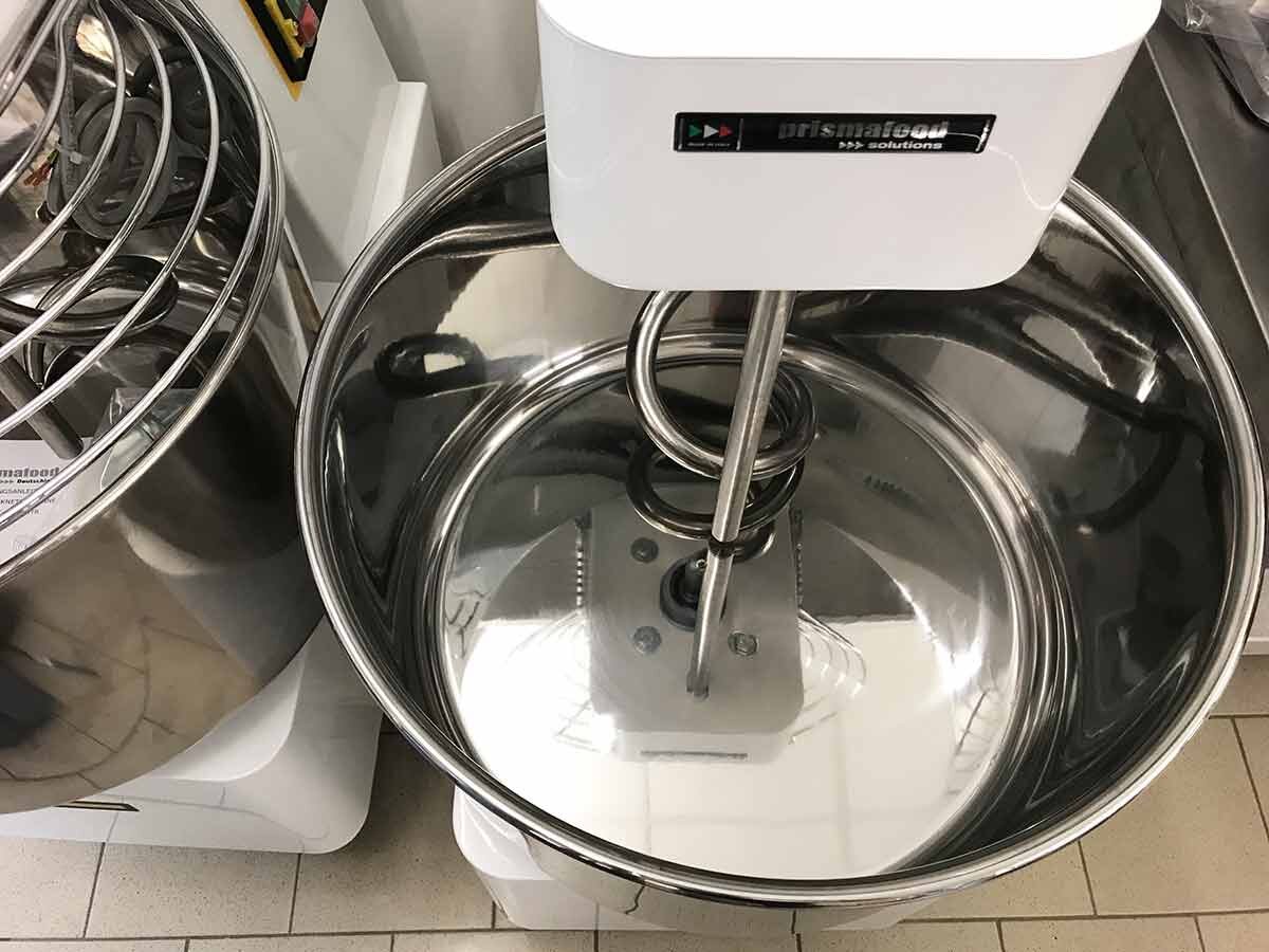 Teigknetmaschine Spiralkneter ideal für Bäckereien 32 L 25 kg 230 V Gastlando 