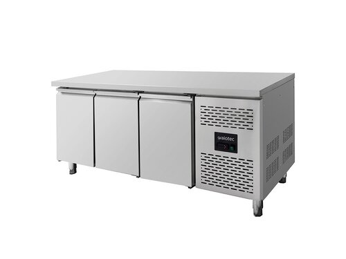 Kühltisch BASIC mit 3 Türen, für GN1/1, Umluftkühlung,...