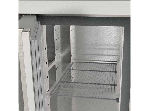 Kühltisch PROFI aus Edelstahl, Inhalt 403 Liter, 3 Türen, GN 1/1, mit Umluftkühlung, BTH 1795 x 700 x 850 mm