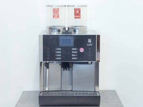 Kaffeevollautomat WMF Bistro, 2 Mahlwerke, 2 Bohnenbehälter zu je 1 kg, Festwasseranschluss