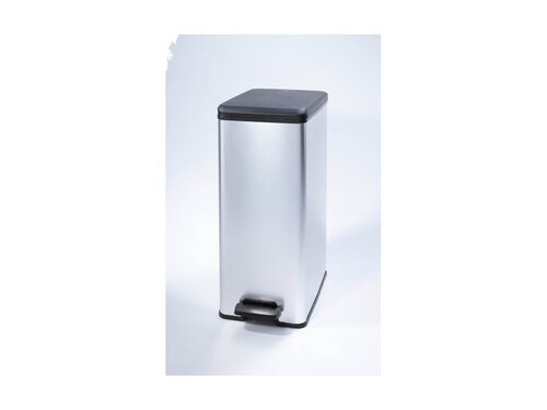 Curver DECO SLIM BIN Abfalleimer 25L mit Fu�pedal silber metallic, Metalleffekt-Lackierung, Komfortables Pedal, BTH 393 x 250 x 454 mm
