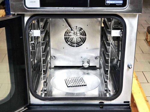 Elektro Kombid�mpfer MKN Space Combi Magic Pilot Junior, f�r 6 x GN 2/3, 5,2 kW, mit Kerntemperaturf�hler und automatischer Reinigung, T�ranschlag links